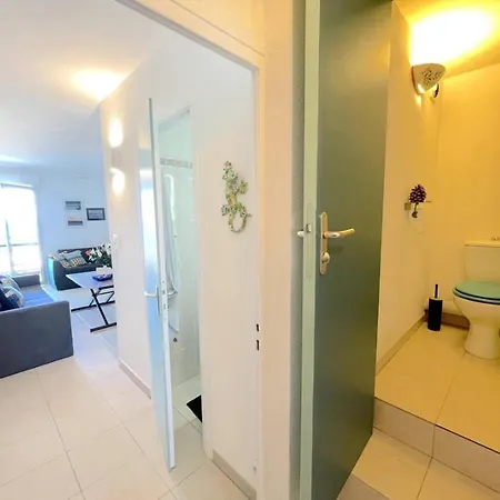 Appartement Avec Vue A Six-fours - Parking