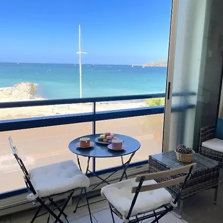 Avec Vue A Six-fours - Parking *